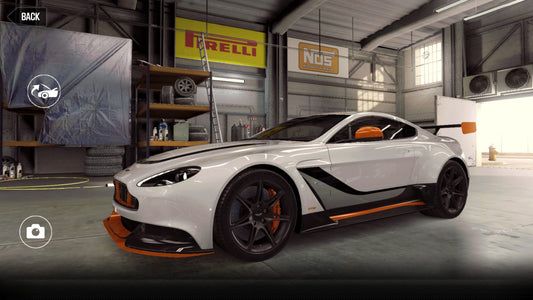 CSR2 Aston Martin Vantage GT12 - LunarWhite